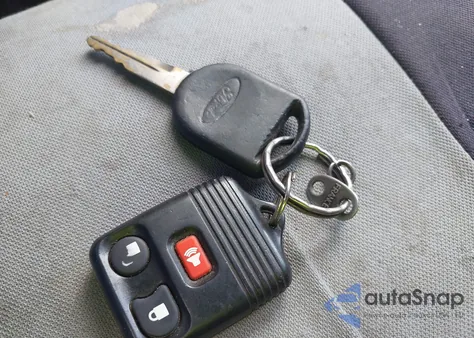 2004 Ford F-150 Lariat/Xl/Xlt from USA, damaged, VIN 1FTPX12504FA23905